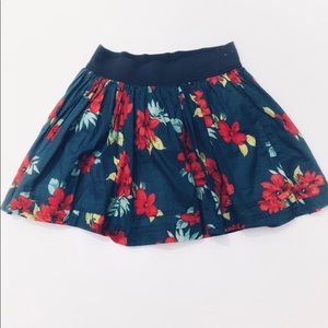 Blue and Red Hollister Floral Skirt. Size Medium
